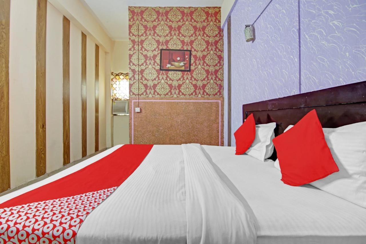 Hotel O Glorious Stayz Noida Zewnętrze zdjęcie