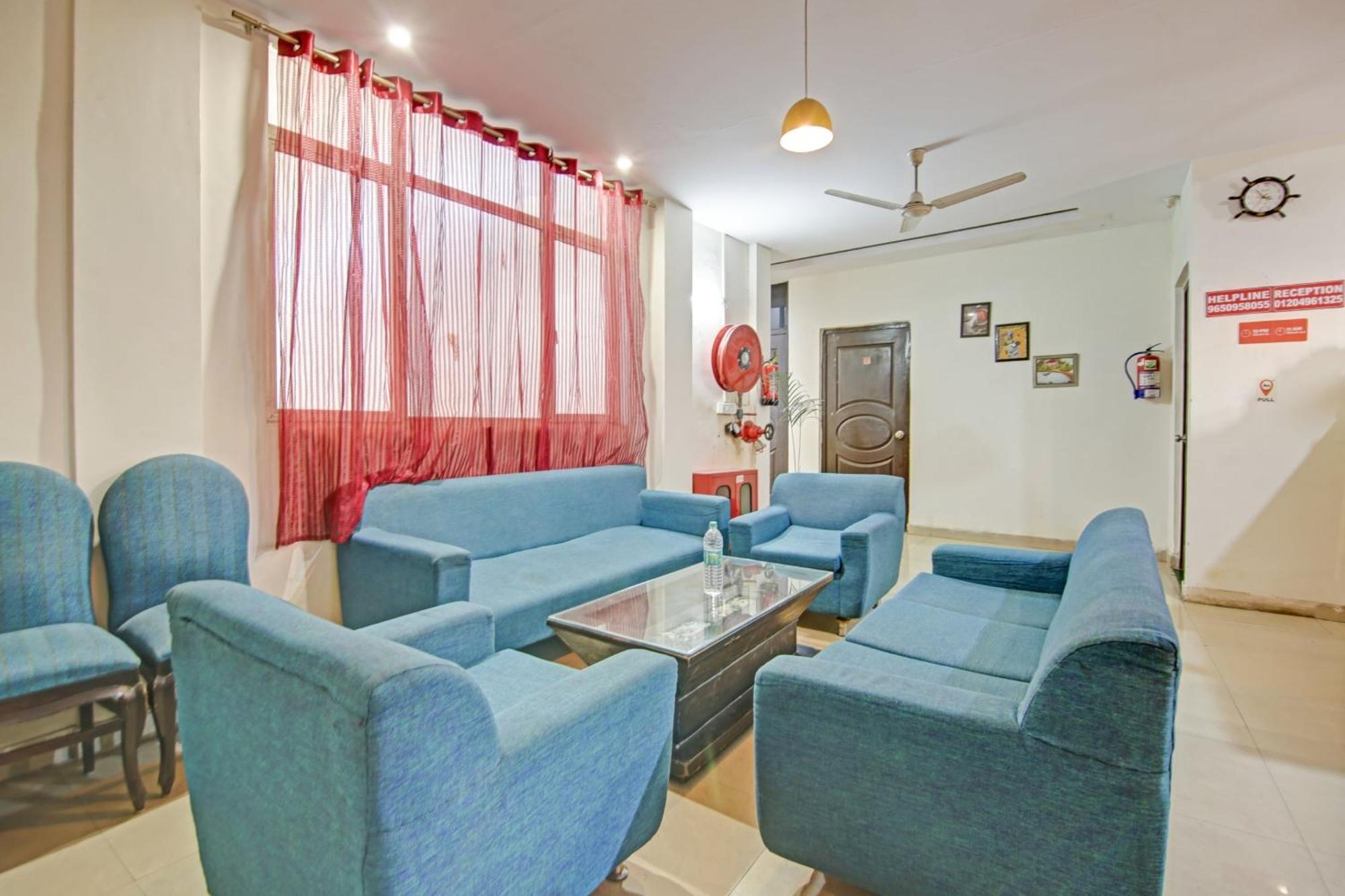 Hotel O Glorious Stayz Noida Zewnętrze zdjęcie