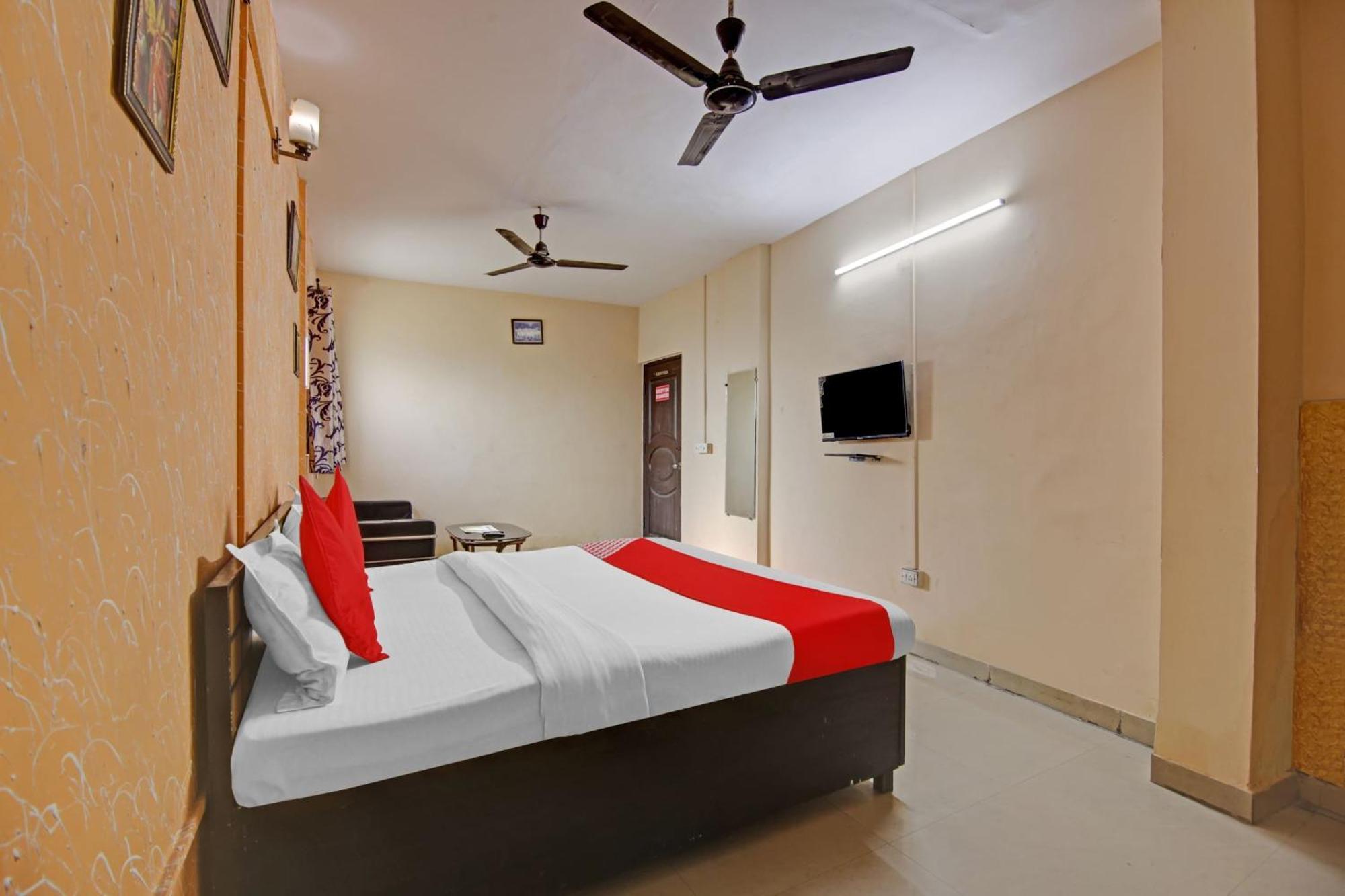 Hotel O Glorious Stayz Noida Zewnętrze zdjęcie