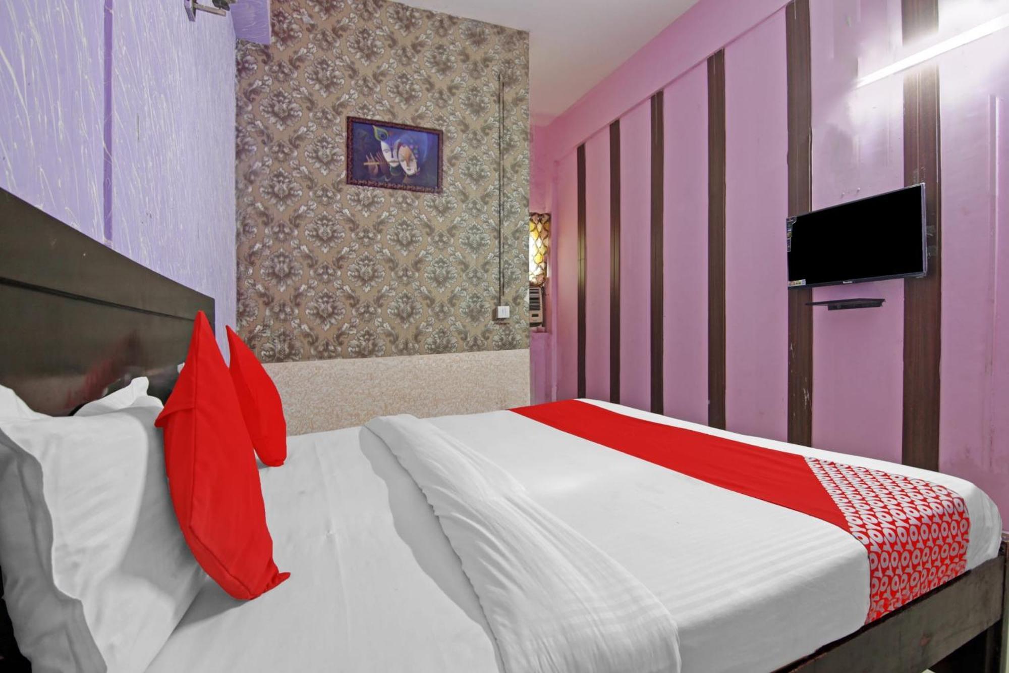 Hotel O Glorious Stayz Noida Zewnętrze zdjęcie