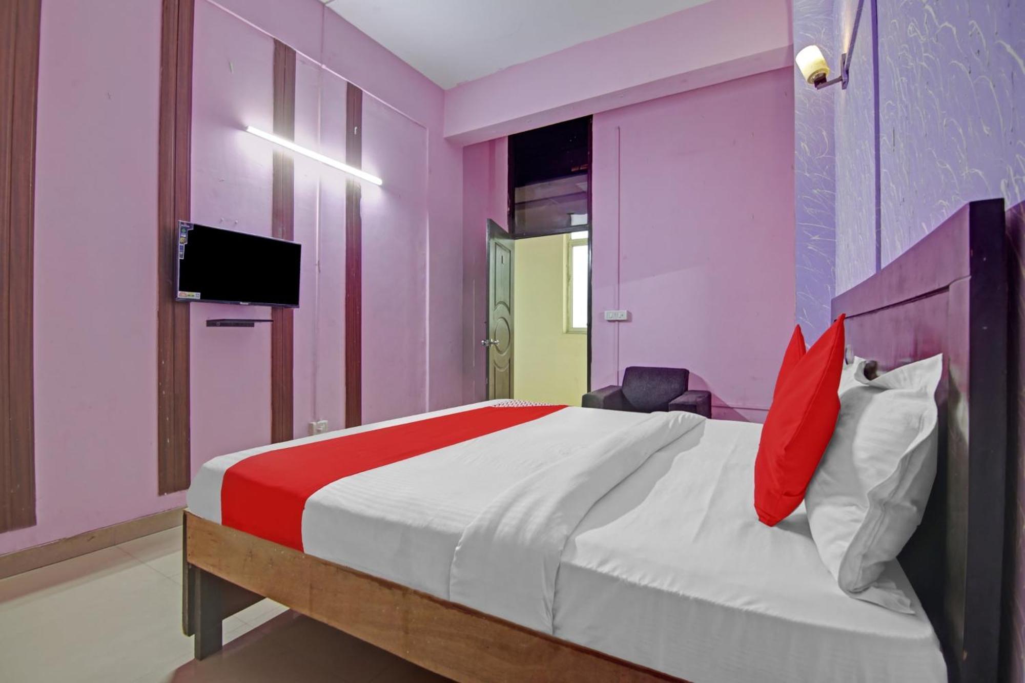 Hotel O Glorious Stayz Noida Zewnętrze zdjęcie