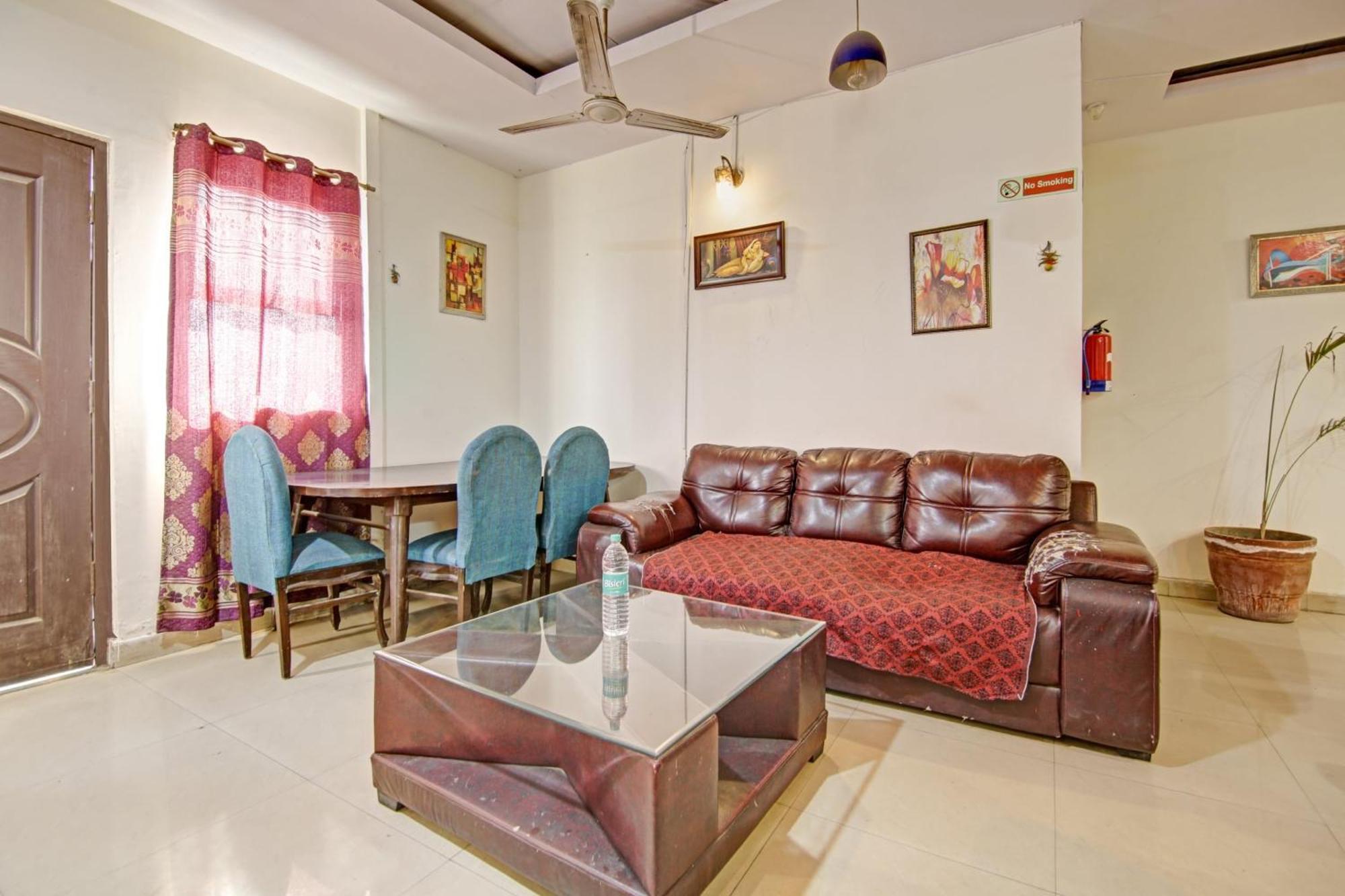 Hotel O Glorious Stayz Noida Zewnętrze zdjęcie